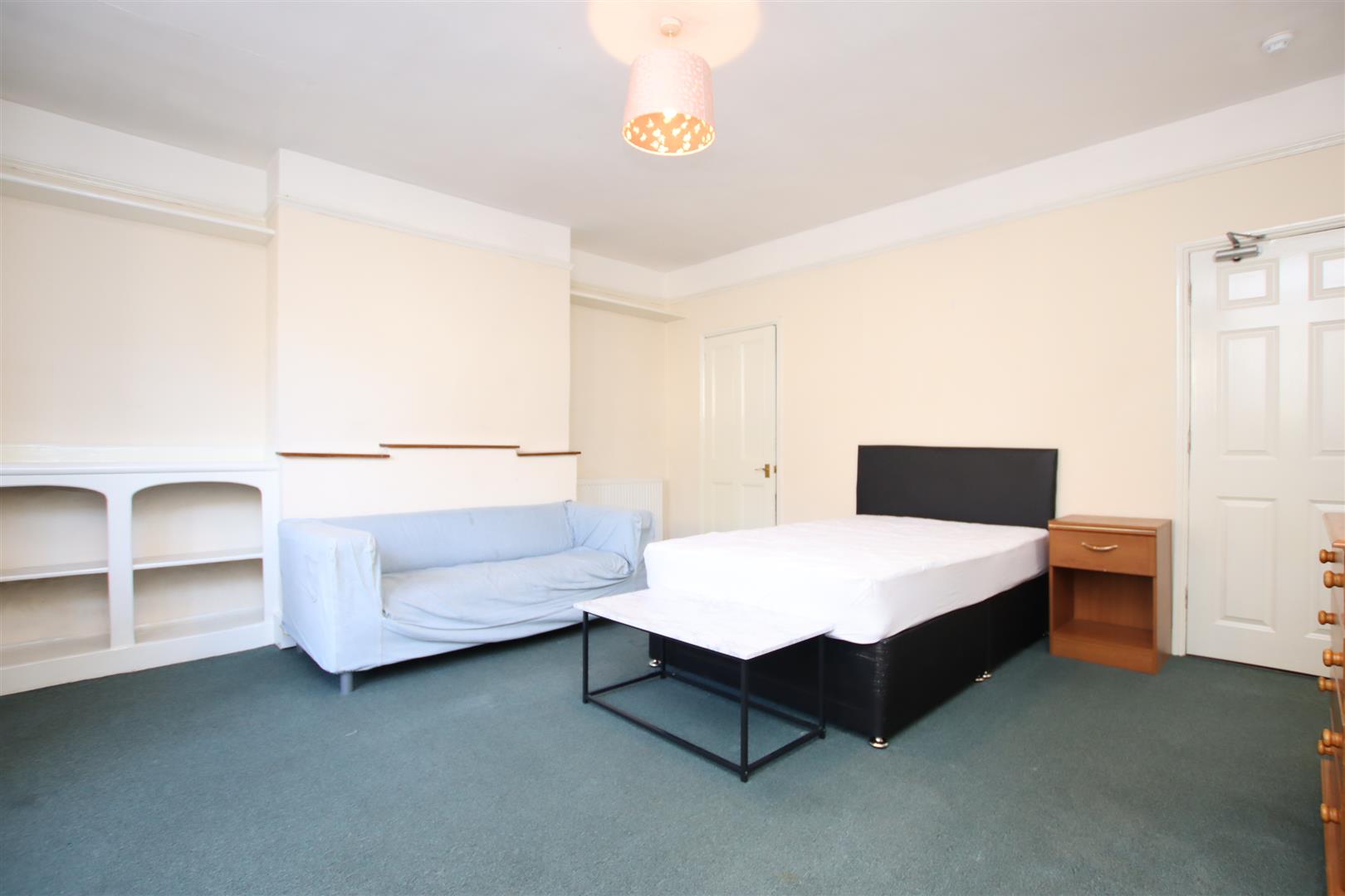 Newbridge Road, Bath, BA1
